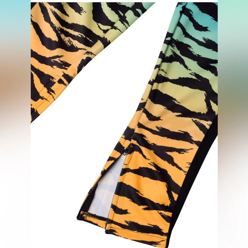 So Cute 2 Piece Ombre Gradient Tiger Stripe Track Suits Sweatsuit Unisex Joggers